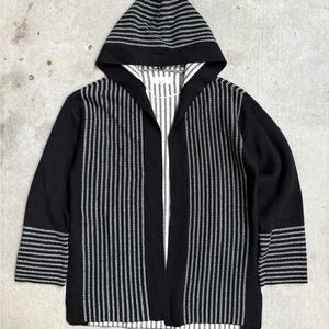 Lou & Grey Women’s Black Open Patterned Hooded Cardigan Sweater S (23x29)